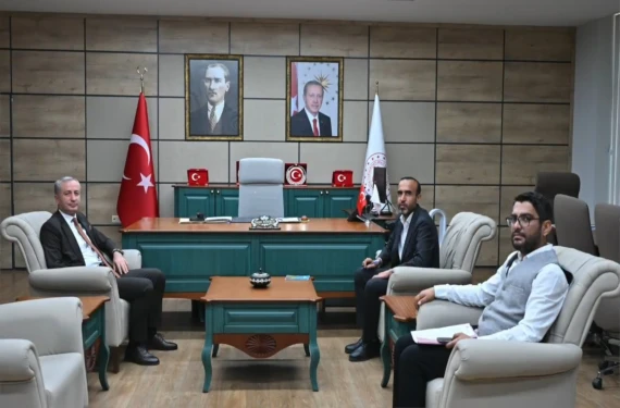 “Kayıt parası alanı görevden alırım”