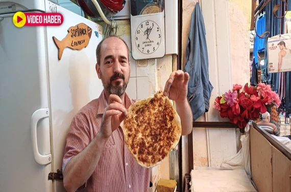 Ustası tepkili: <br />1 kilo et ile 40 tane lahmacun yapılıyor