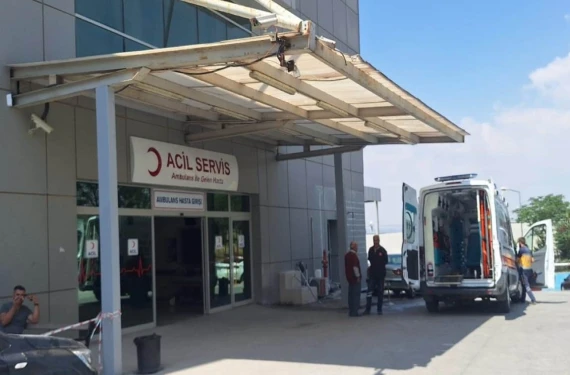 Şanlıurfa’da otomobil takla attı: