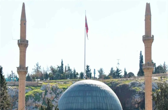 Urfa’da depremde onlarcası hasar görmüştü: