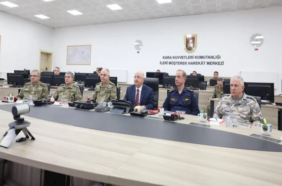 Bakan Güler Şanlıurfa’da Mehmetçiğe seslendi: