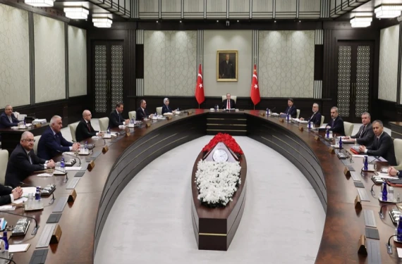 Kabine bugün toplanıyor!