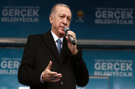 İsim vermeden muhalefete yüklendi