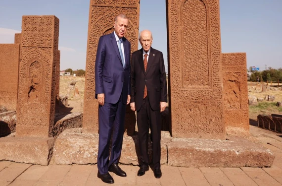 Ahlat'ta bir araya geldiler