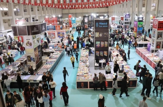 Fuarda İpekyol rüzgarı!