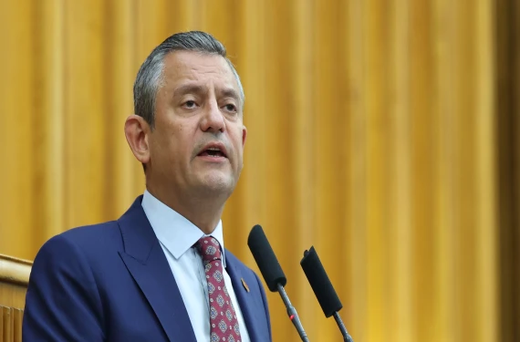 “Islah edemediği siyasetçileri darbeyle…”