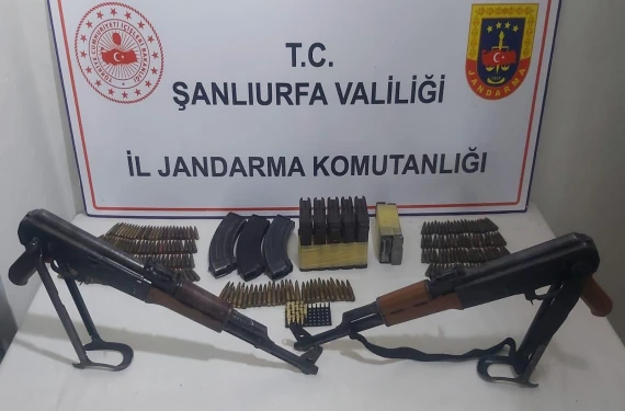 Kaleşnikof piyade tüfeği...