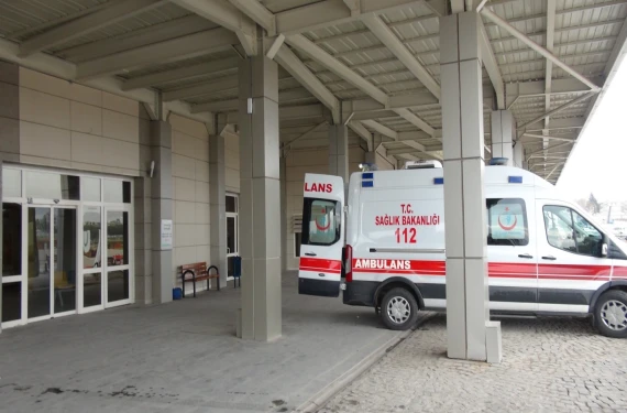 2 kardeş yaralı