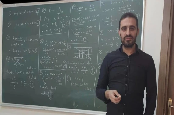 Öğretmen...