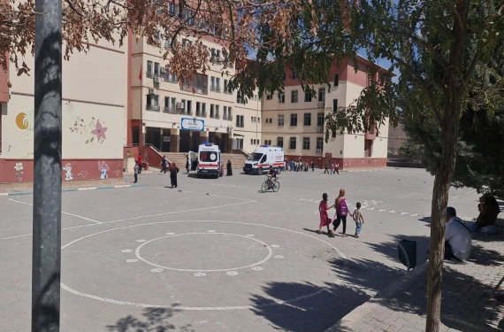 Şanlıurfa’daki okulda gıda zehirlenmesi!