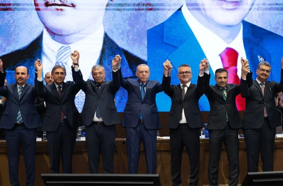 AK Parti’ye 2 transfer!