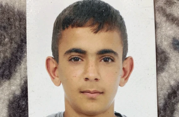 Endişeli aile gelecek güzel haberi bekliyor