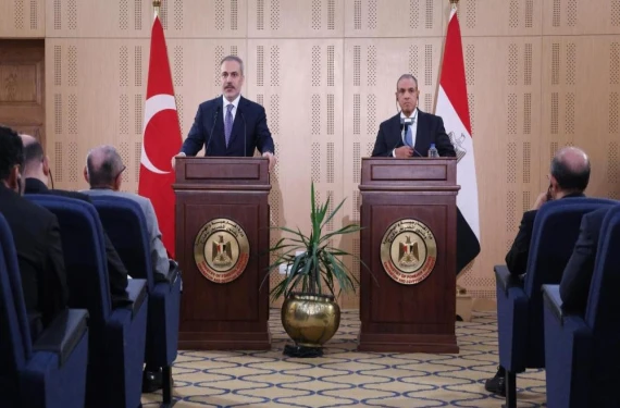 Dünyayı ayağa kaldırmalıyız!