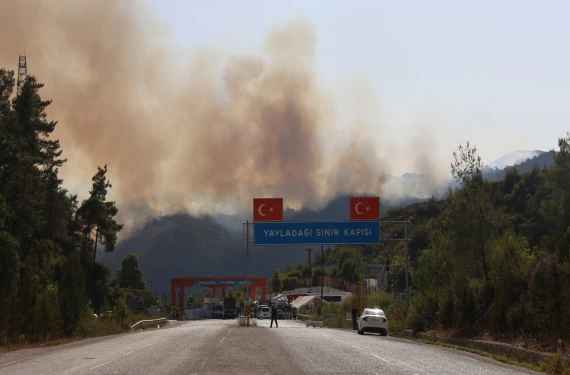 Sınır ötesinde yangın...