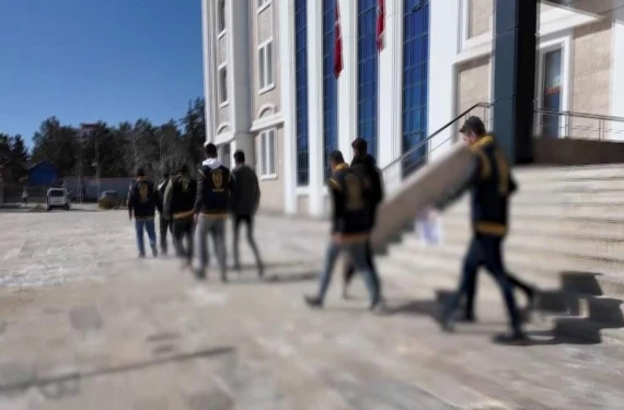 Çok sayıda gözaltı