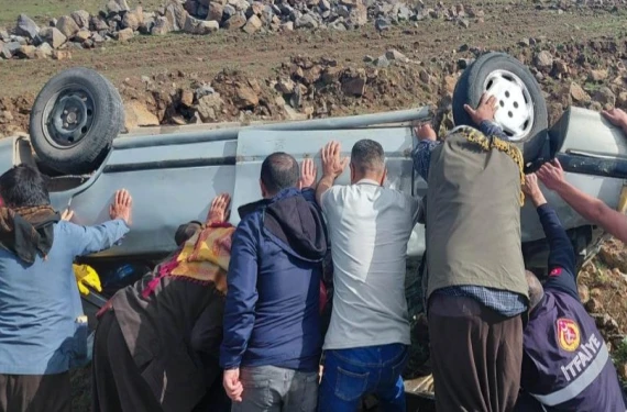 Şanlıurfa-Diyarbakır yolunda kaza: