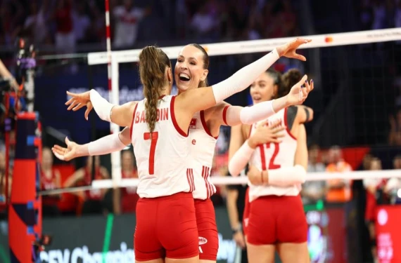 Şampiyon Türkiye!