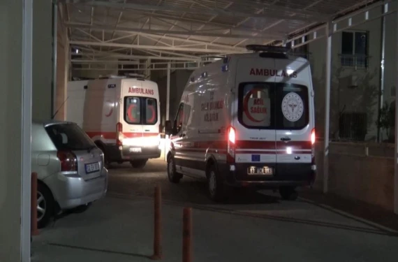 Şanlıurfa'da otomobil şarampole düştü: