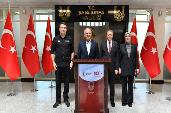 İlk ziyaret valiliğe