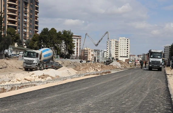 Bir yönü ulaşıma açılıyor