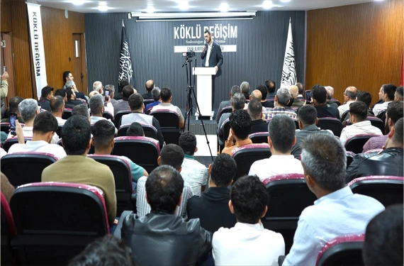 Konferanslı açılış