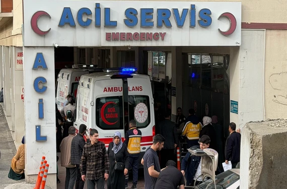 Yaralılar var...