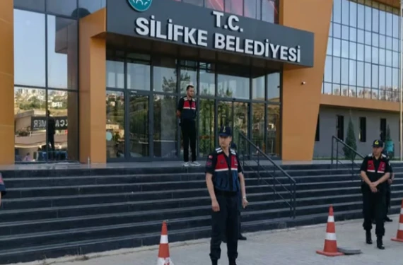 Başkan dahil çok sayıda isme gözaltı