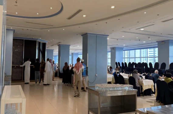 Oteller ve binalara tek tek bakılıyor