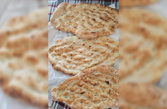 Biri öyle biri böyle!