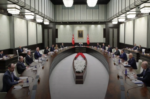 Kabine yoğun gündemle toplanıyor!