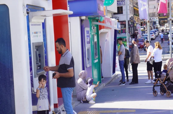 Israr edenin kartı kapatılacak