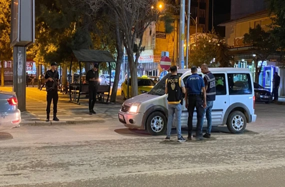 Gözaltılar var...