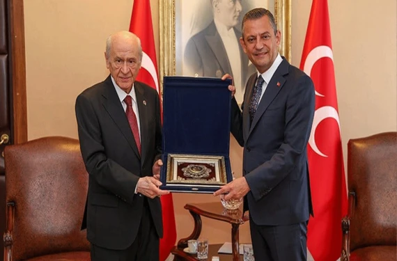 Devlet Bahçeli, Özel’i arayıp ne dedi?