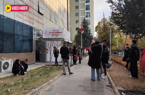 Acil serviste bitmeyen kuyruk