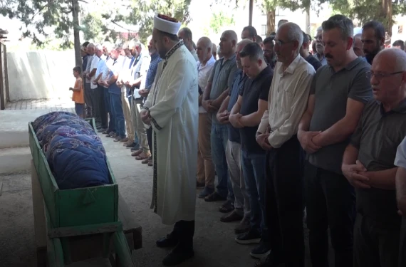 Meslektaşları yalnız bırakmadı