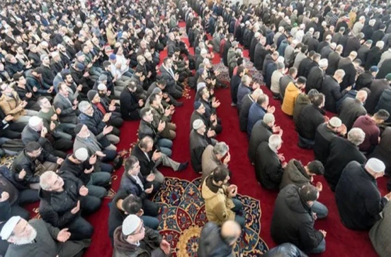 Üç aylar başladı: