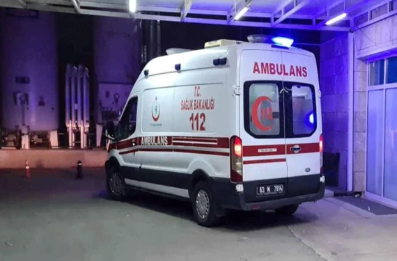 Bir çocuk korkuluklardan düştü...
