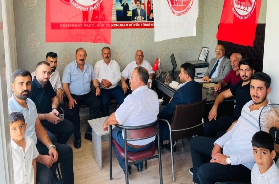 İlçe başkanı seçildi