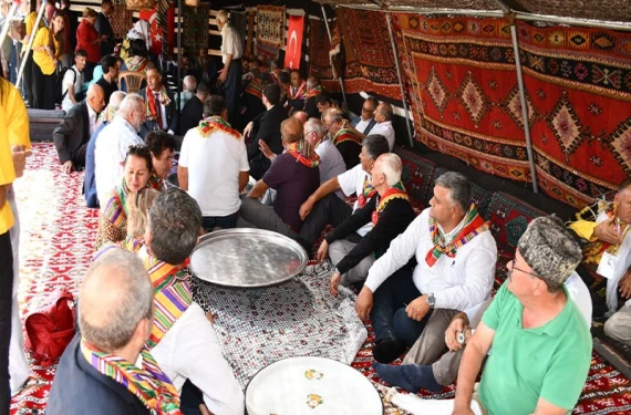 Şanlıurfalı Kaymakam Ergin şenliğe davet etti