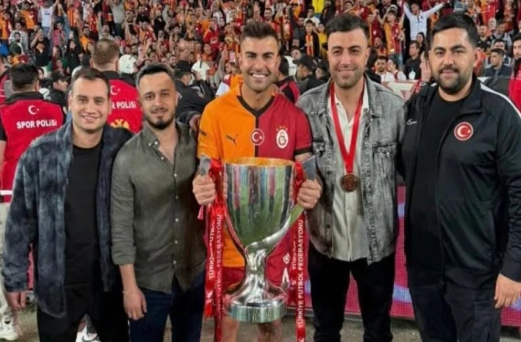 GS'li futbolcudan jest!