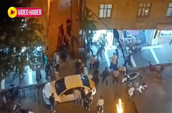 Tarafları ayırmak için ezan okudu!