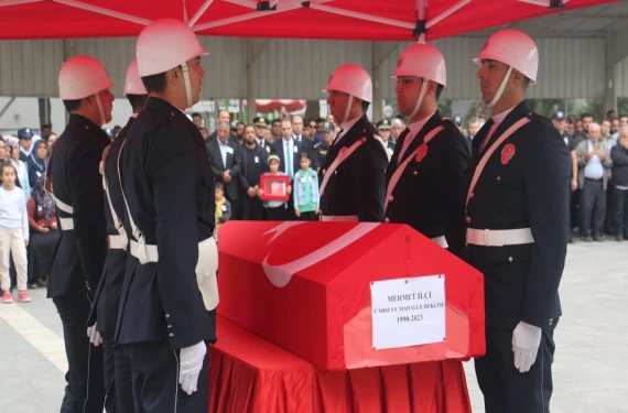 Son yolculuğuna uğurlandı