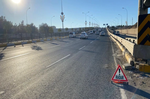 Dudak uçuklatır