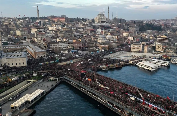 Filistin'e destek yürüyüşü