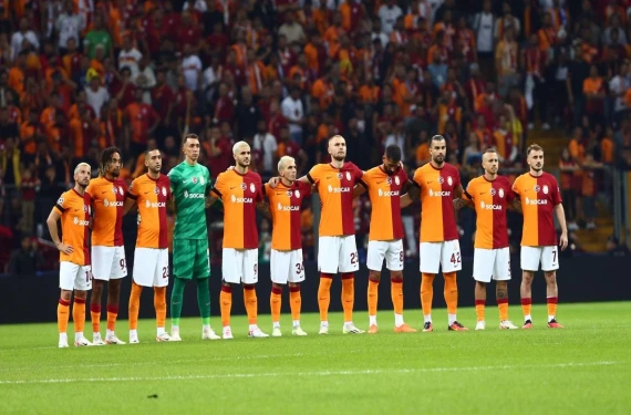 Tam kadro geliyorlar