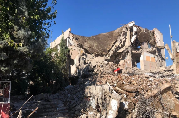 Depremden hasar görmüştü