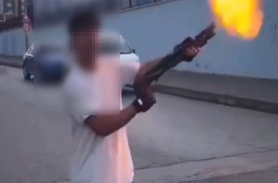 Rastgele sağa sola ateş açtılar