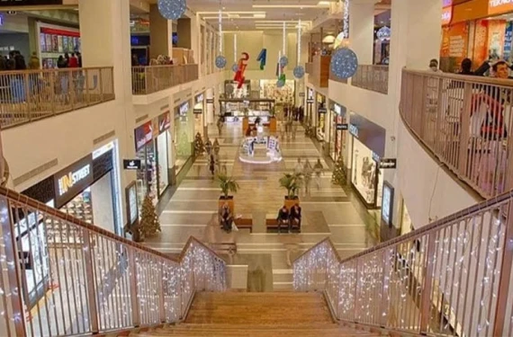 Gençlere AVM yasağı!