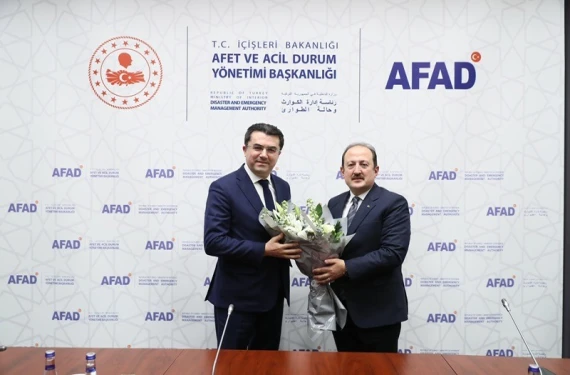 Yeni başkan göreve başladı