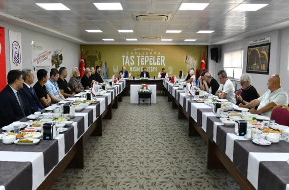 Uluslararası ressamlar Taş Tepeler’de